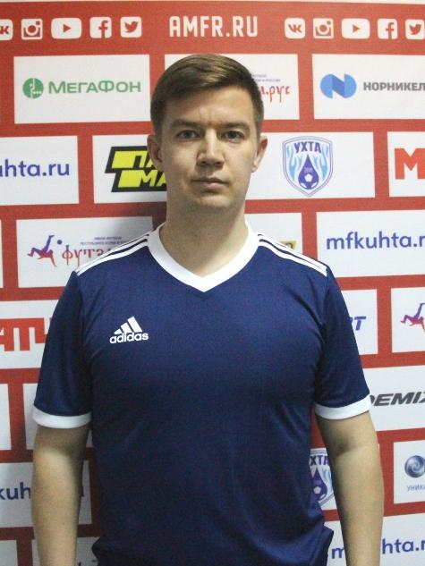 Попов Максим