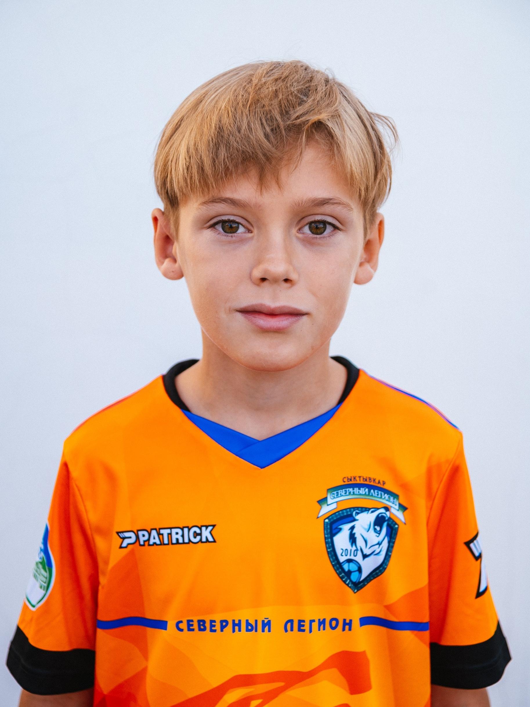 Манило Кирилл