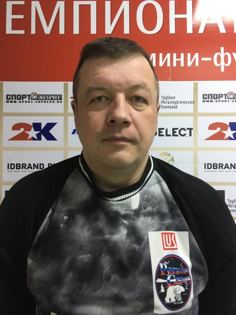 Платов Евгений